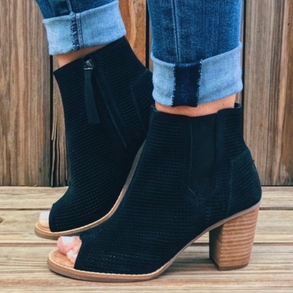 Toms laser cut booties